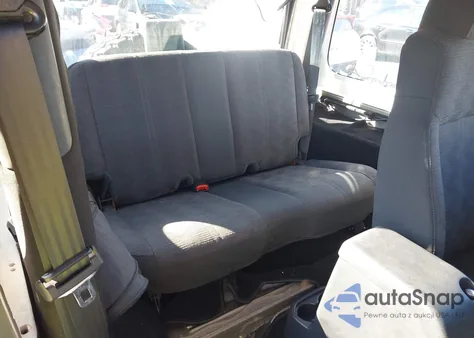 2004 Jeep Wrangler X z USA, uszkodzony, nr VIN 1J4FA39S04P766122